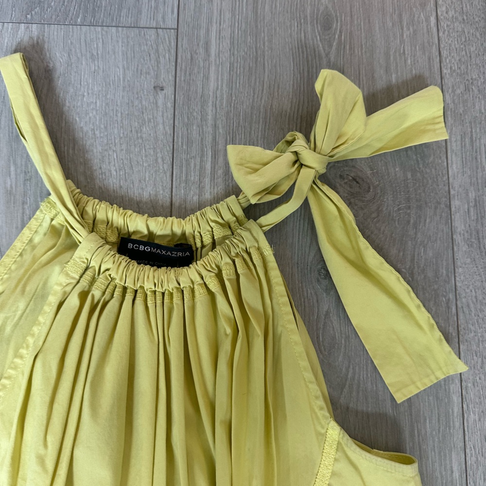 BCBGMaxAzria Yellow Ruched Top - Picture 2 of 4